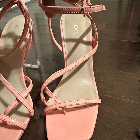 Pink Sqaure Sandal Block heels - Picture 9 of 14